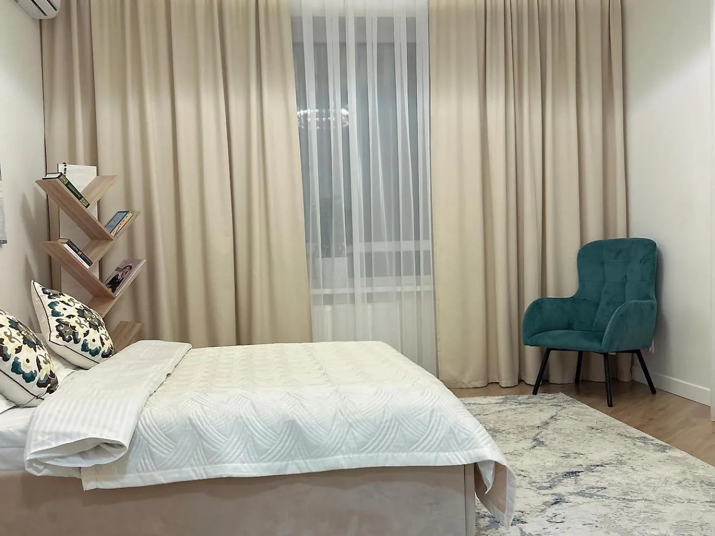 Apartmán Уютная И Комфортная Квартира Возле Барыс Арена, Ботанического Сада, Астана Арена, Экспо Kazachstán